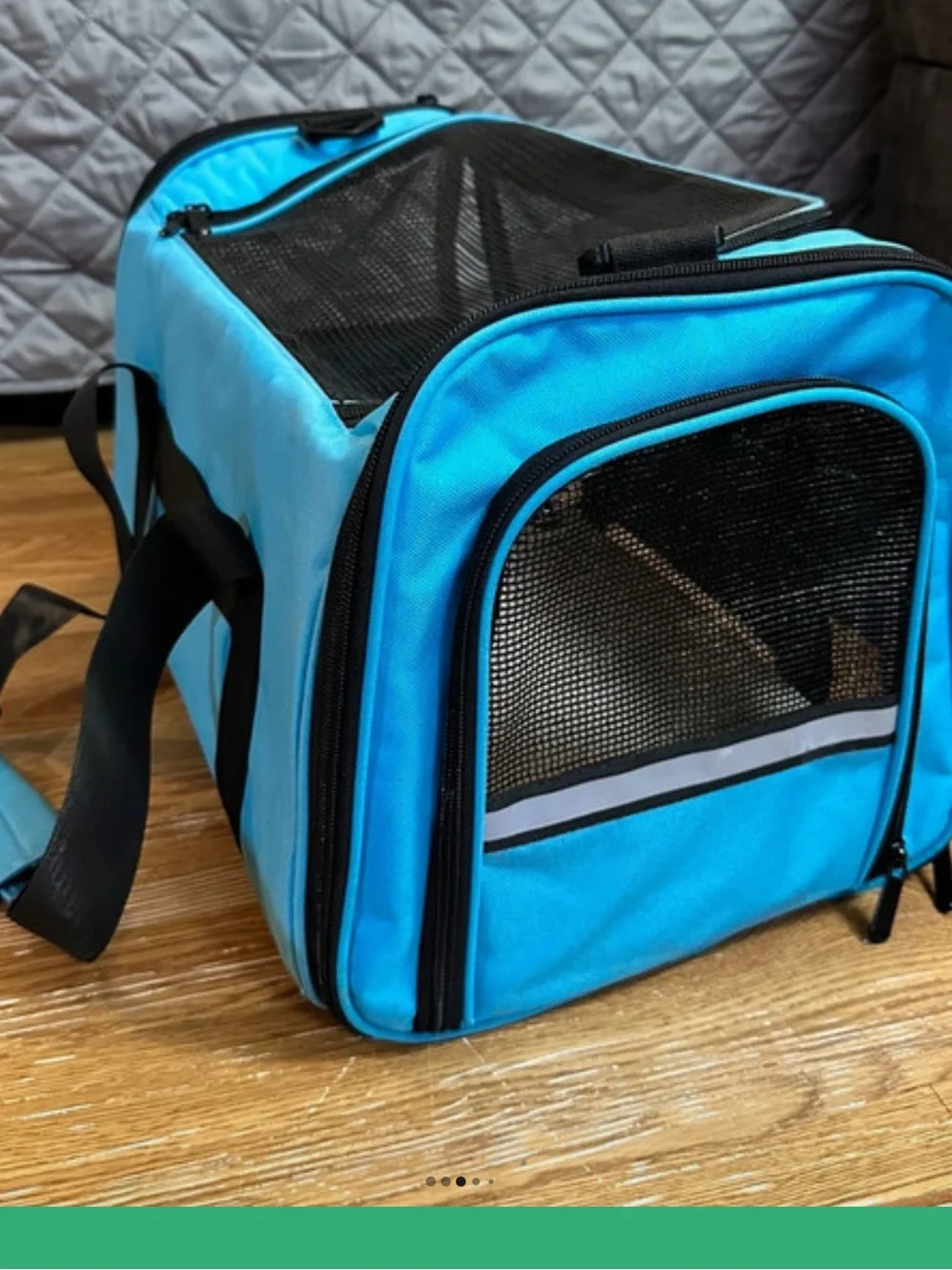“Like New”. Excellent Condition! Foldable Blue Small Cat/Dog Pet Carrier.